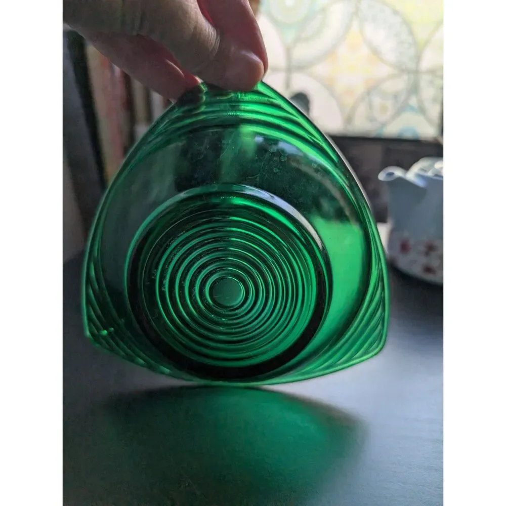 Vtg MCM Anchor Hocking Emerald Green Triangle Atomic 1960s Candy Dish / Catchall